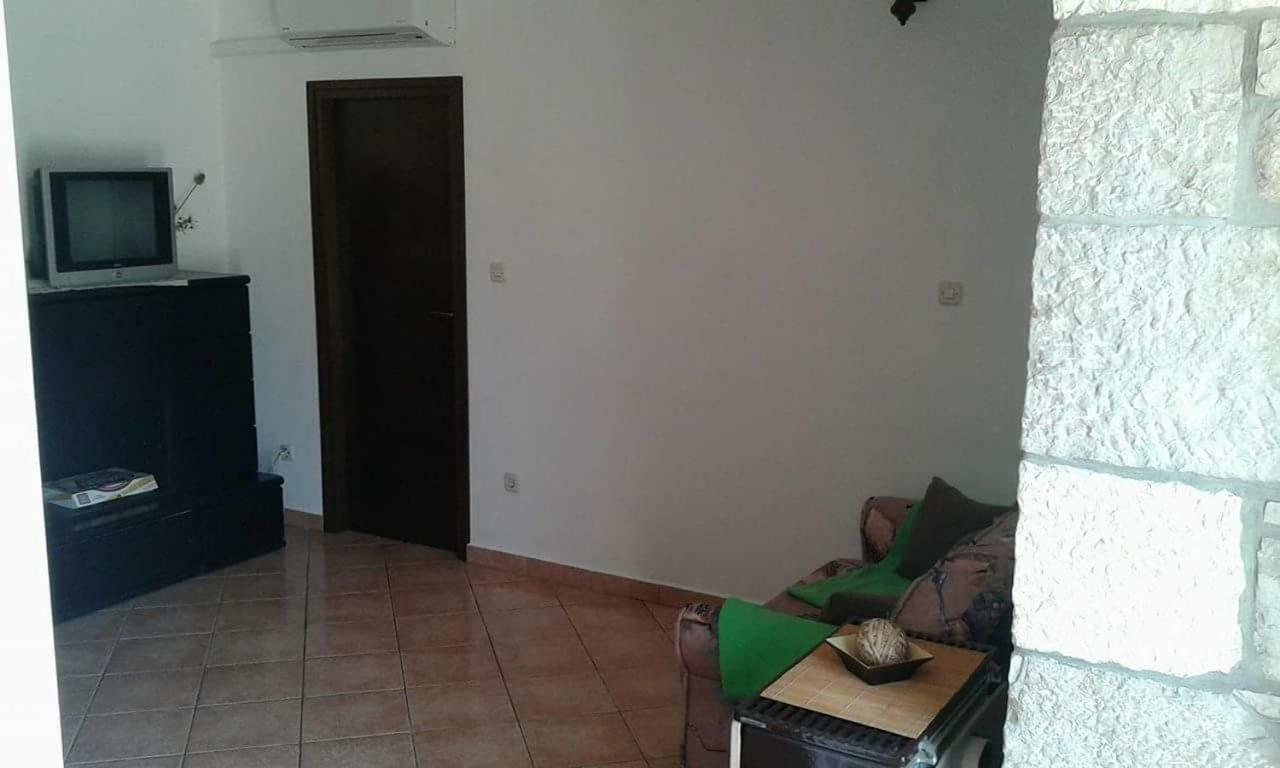 Tijano Apartment *